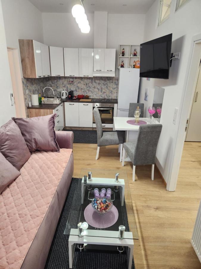 Apartman Zagreb Cca 42M2 With Free Parking Exteriör bild